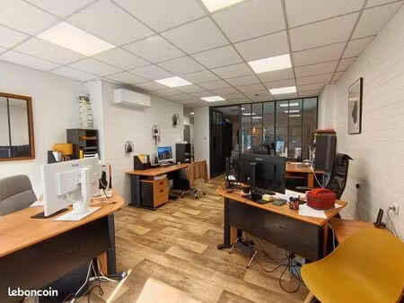 local commercial 53 m² montaigu-vendée