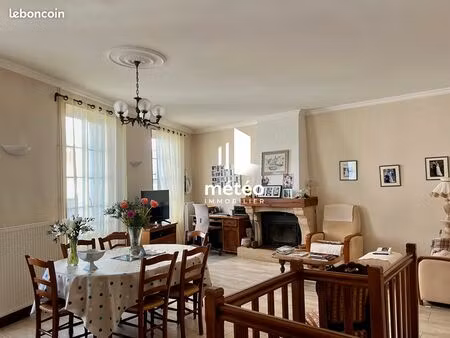 maison 5 pièces 106 m²