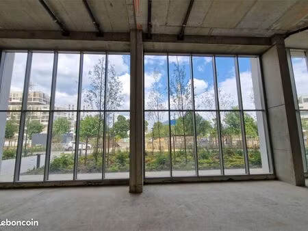 local commercial 109 m² ivry sur seine