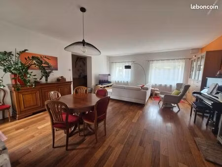 vélizy le clos – maison familiale de 150 m²  4 chambres + salle de jeux  accès forêt  calm