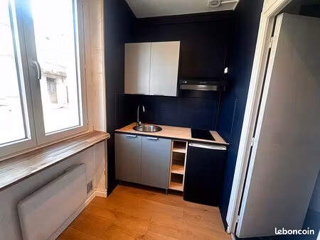 studio 1 pièce 24 m²