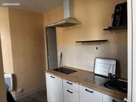 appartement à louer quartier lalaque