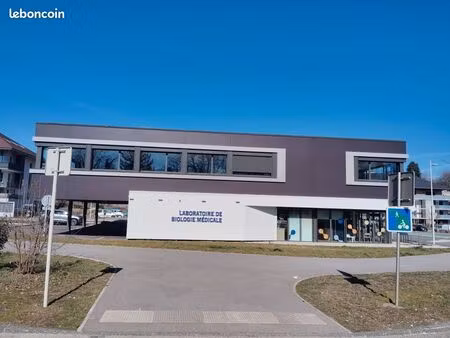 location bureau local médical