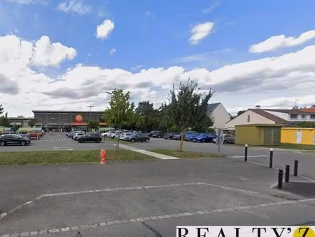 local commercial 133 m²