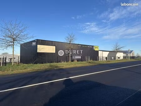 local 303 m² aizenay