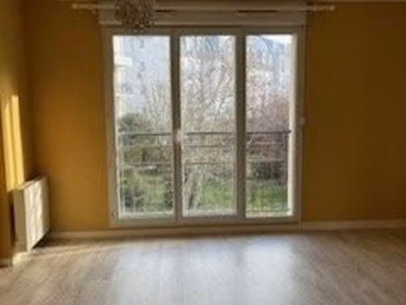 appartement 1 pièce 29m² cergy le haut