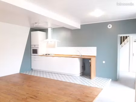 maison de bourg 76m²