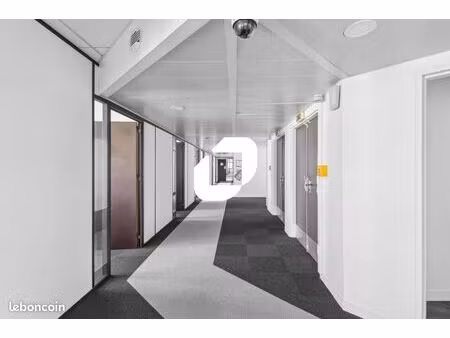 bureaux 655 m²
