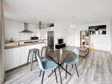 t2- 46 m2 - haut de cergy 95 800