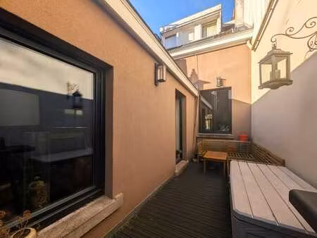 espace professionnel + appt 150m²