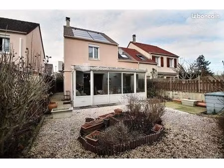 maison 4 pièces 102 m²