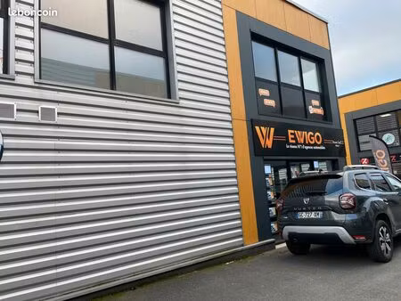 local commercial zac des genetais belbeuf