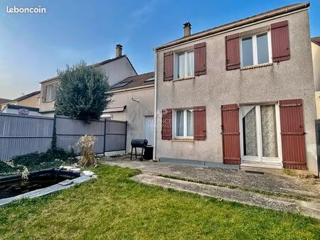 maison 6 pièces 80 m²