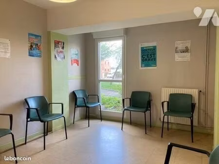 local d'activités 82 m² grand couronne