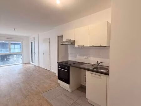location appartement 2 pièces à rennes cleunay (35000) : à louer 2 pièces / 43m² rennes cl