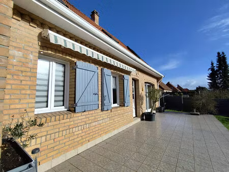 vente maison 6 pièces  126.00m²  hallines