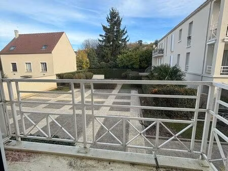 location t1 hyper centre ville taverny