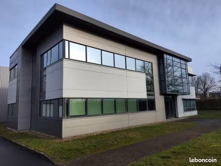 location bureau(x) individuel(s)