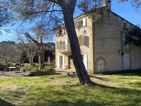 maison 6 pièces 228 m²