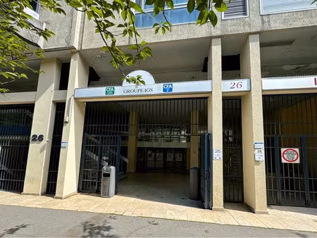 location bureau paris 75010