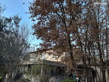 villa 180 m2 sur 2000m2