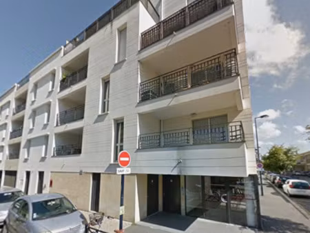 appartement t2 avec balcon et parking