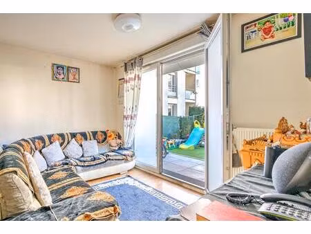 appartement 3 pièces de 58 m² à choisy-le-roi