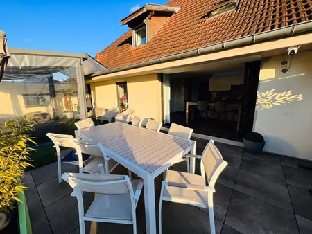 appartement duplex 7 pieces charme au 1 er etage terrasse terrain bavilliers