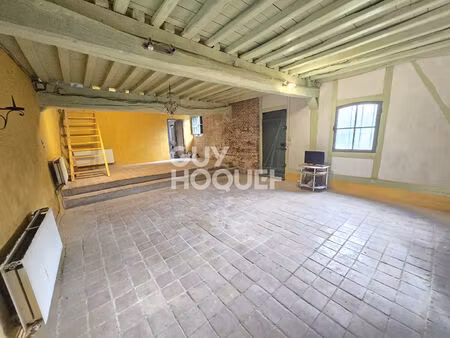 maison à vendre à avrechy - un havre de paix à rafraîchir