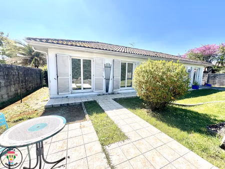 a vendre maison 5 pièces  trois chambres  110 m2 à mérignac