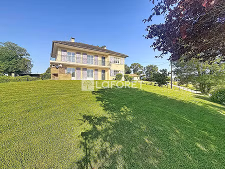 maison à la campagne