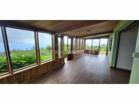 maison saint paul 5 pièce(s) 131 m2