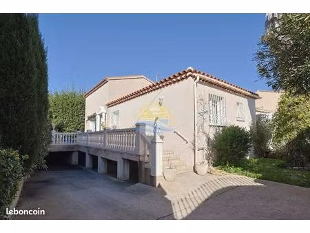 villa 4 pièces 90 m²