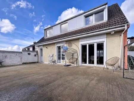 vente maison 5 pièces 96 m2 à saint-quentin