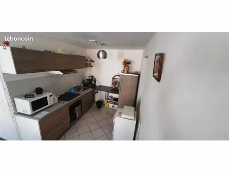 t2 lumineux avec jardinet