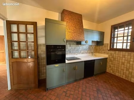 maison 6 pièces 180 m²