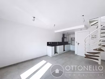 vente appartement 2 pièces 39 m² roquebrune-sur-argens (83520)