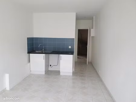 appartement t2 de 33 m2 - meulan-en-yveline – lot 5