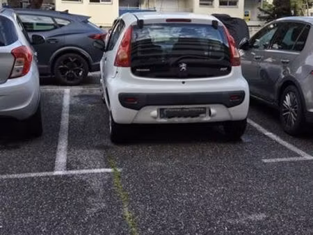 parking a louer