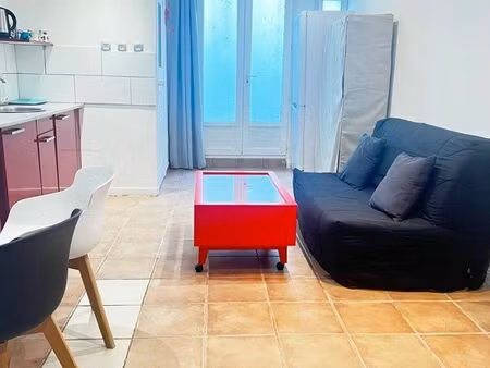 studio meublé 17 m² avec terrasse + parking – rez-de-chaussée