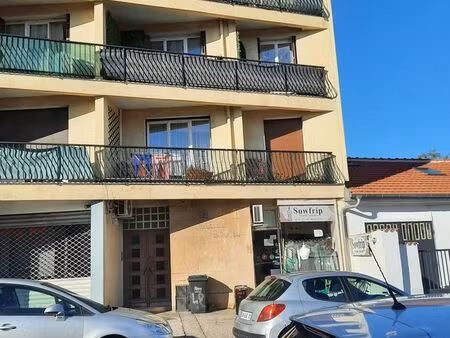 local 27 m² marseille