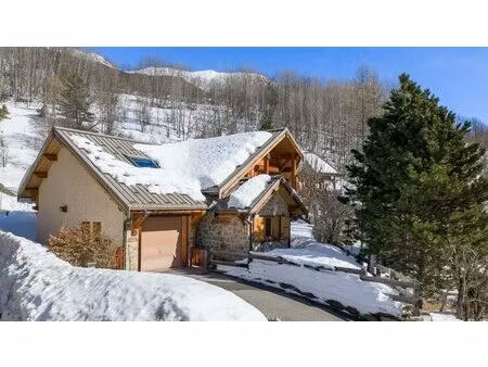 référence : 6462-mbe - chalet lombard type 5 avec sauna/jacuzzi + garage