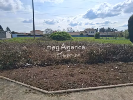 vente terrain à batir 626 m² à cholet (49300)  121 000 €