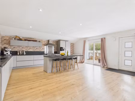 oeutrange : maison xxl de 285 m² idéal grande famille ou projet de découpe / investisseurs