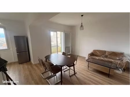 t3 meublé rénové 63m² – balcon + terrasse – ascenseur – marseille 4e