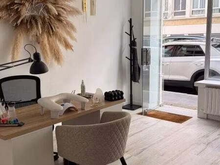 local commercial à louer