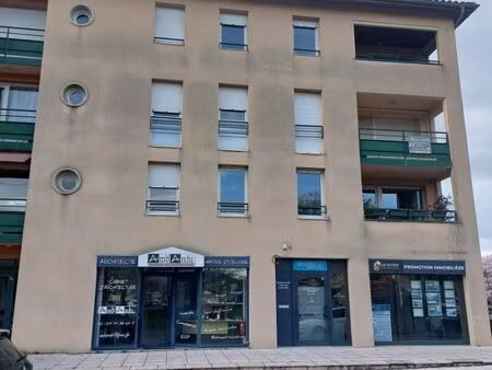 location appartement 3 pièces 71 m² à ambérieu-en-bugey (01500)