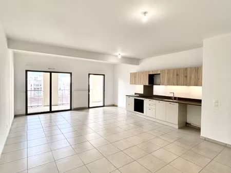 appartement t4 de 100m2 dans résidence standing avec parking