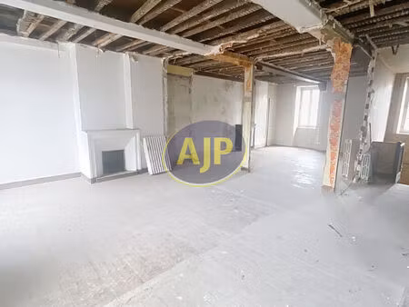 vente immeuble 183 m² pontivy (56300)