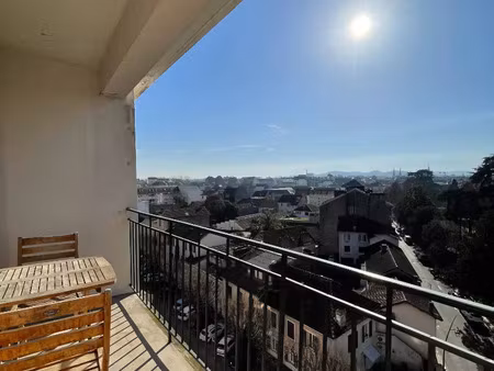 location appartement 3 pièces 72 m² à pau (64000)